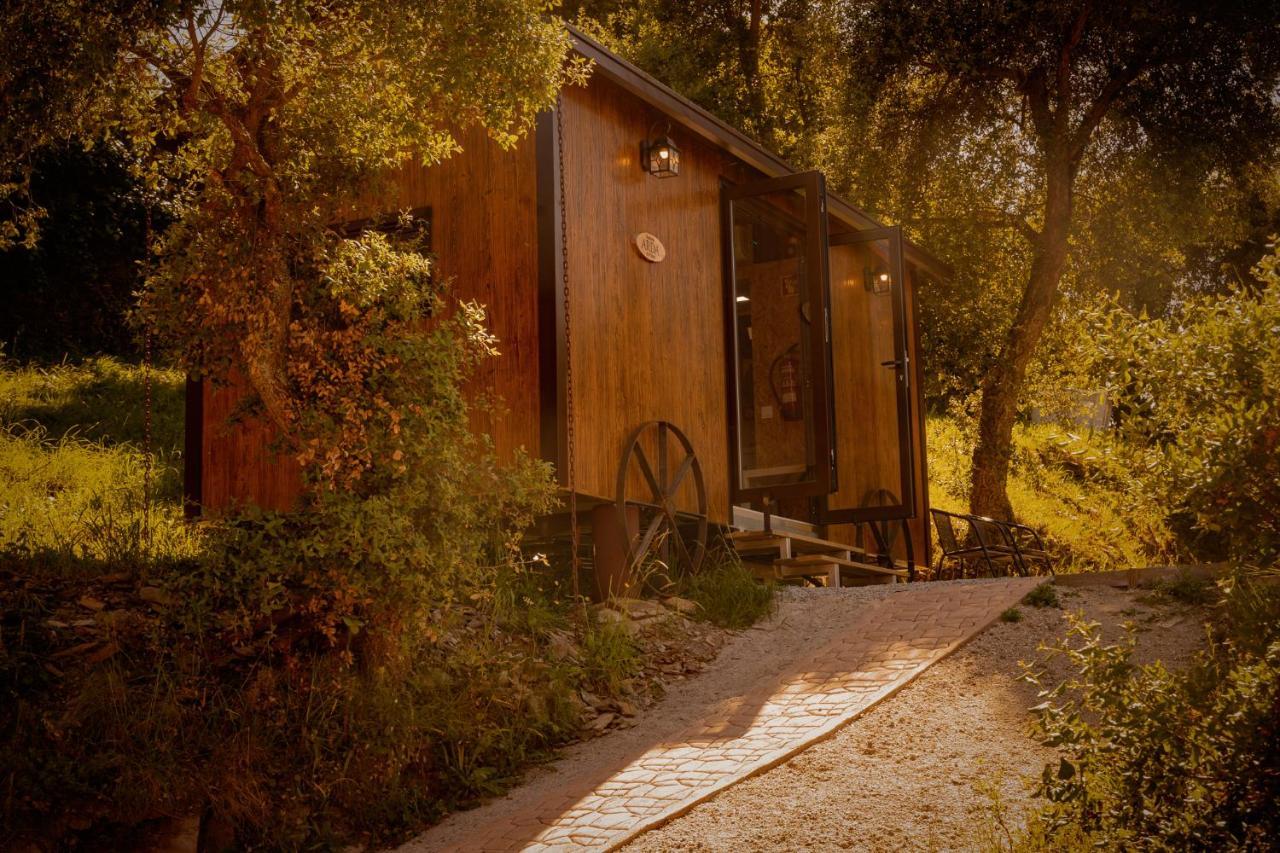 Arrabia Guest Houses Glamping Raiva Luaran gambar